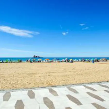 Ofert. Apt Levante Beach * בנידורם